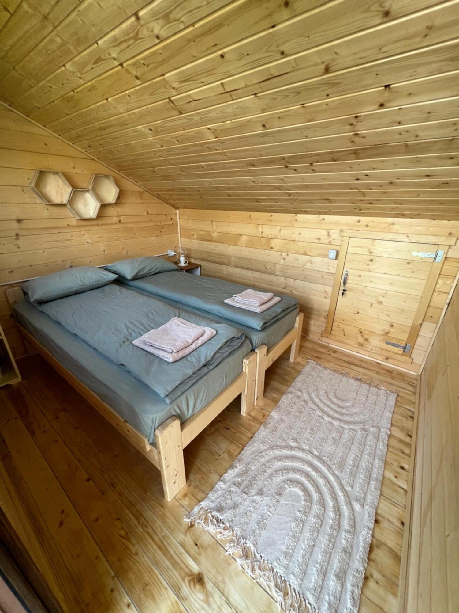 Holiday Bicaz Bungalows On The Lake المظهر الخارجي الصورة
