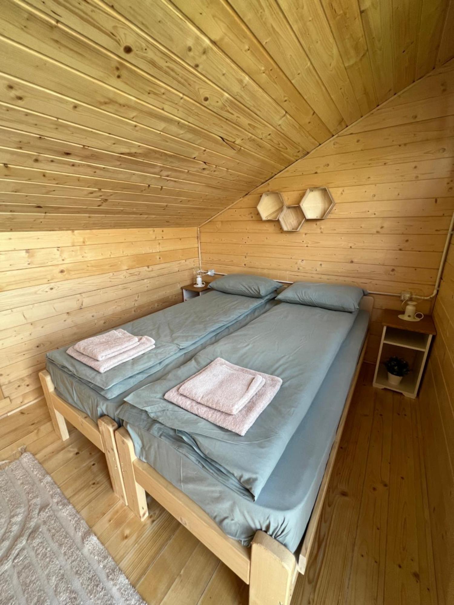 Holiday Bicaz Bungalows On The Lake المظهر الخارجي الصورة