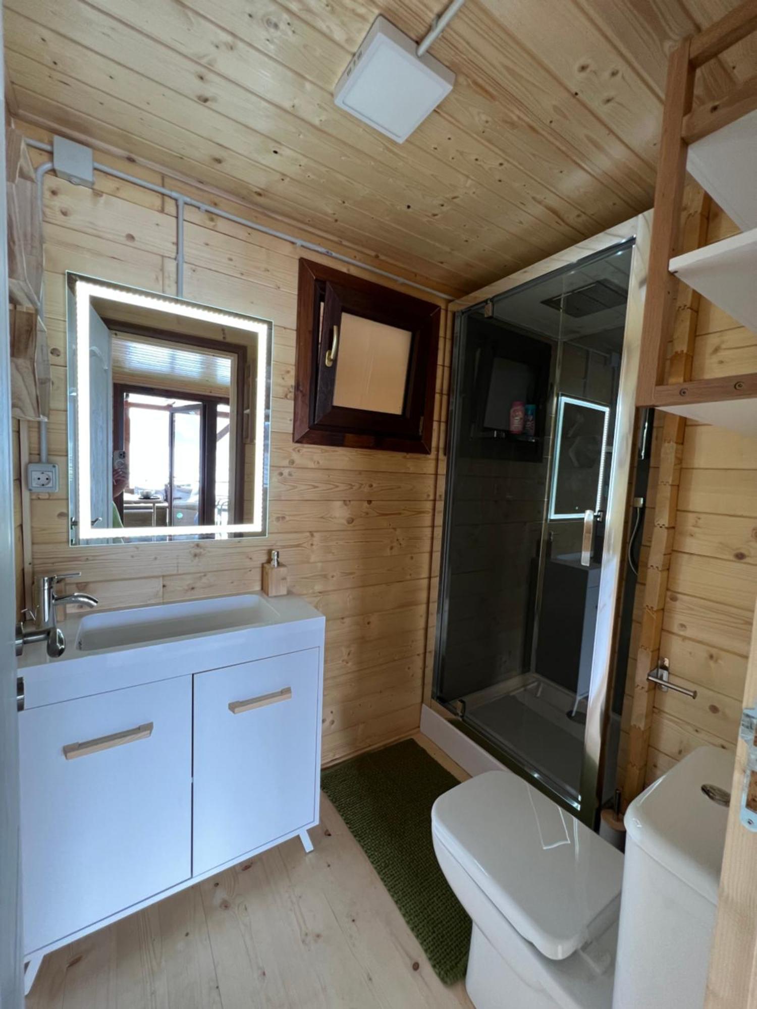 Holiday Bicaz Bungalows On The Lake المظهر الخارجي الصورة