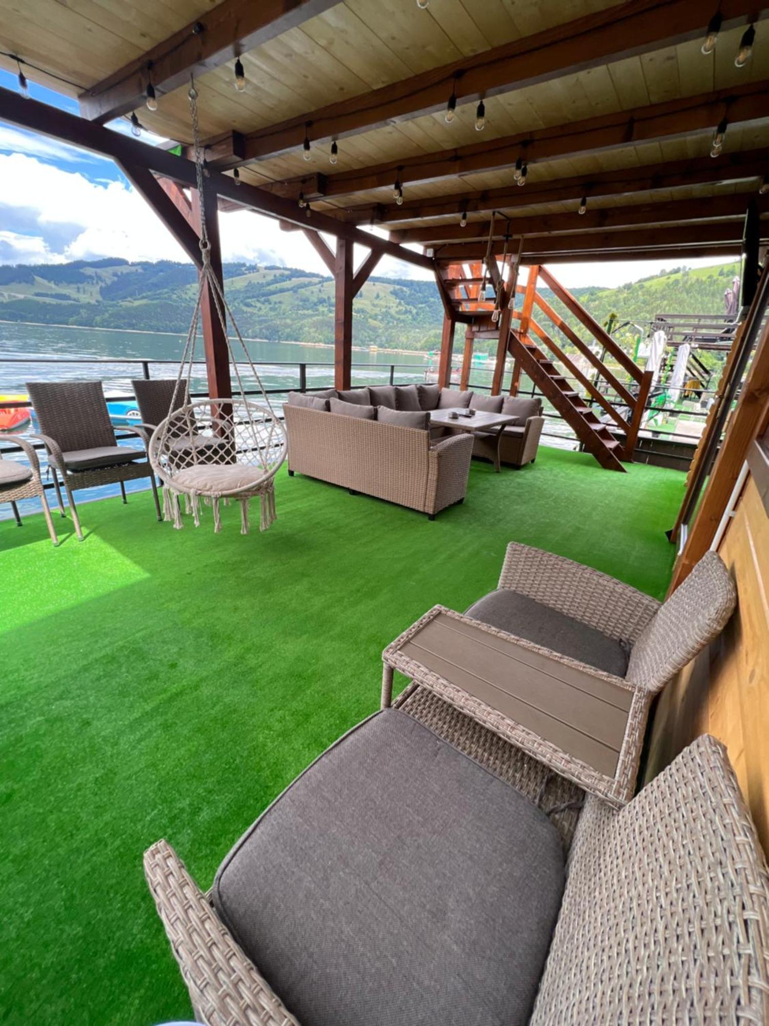 Holiday Bicaz Bungalows On The Lake المظهر الخارجي الصورة