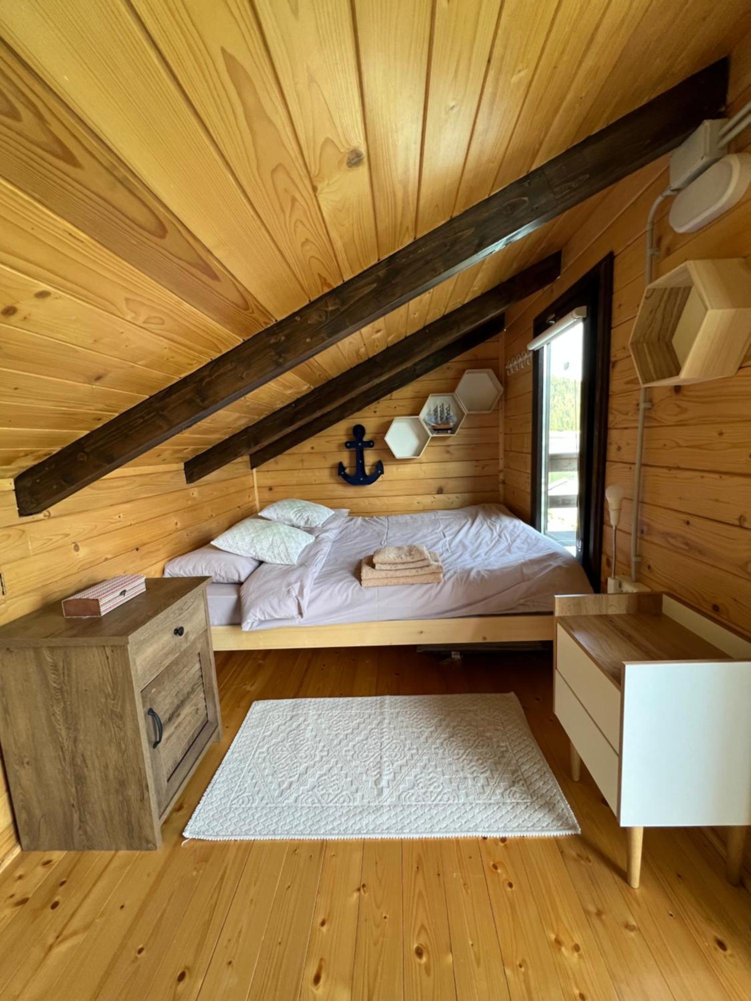 Holiday Bicaz Bungalows On The Lake المظهر الخارجي الصورة