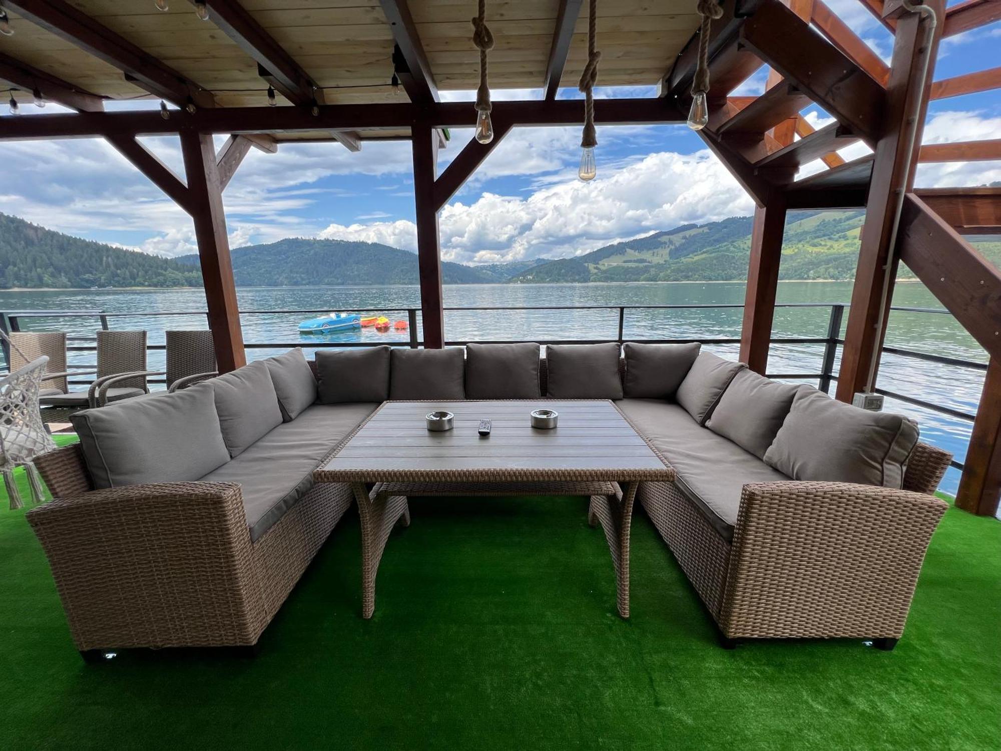 Holiday Bicaz Bungalows On The Lake المظهر الخارجي الصورة