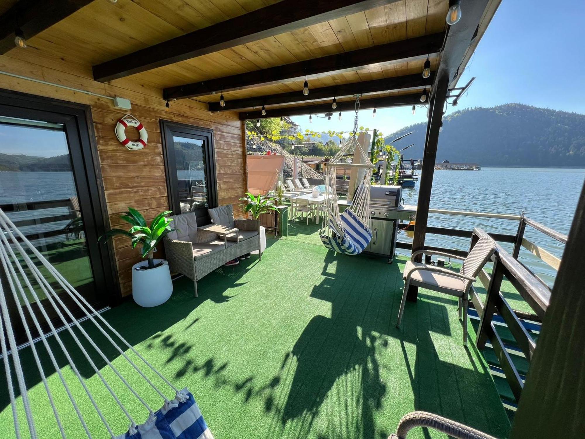 Holiday Bicaz Bungalows On The Lake المظهر الخارجي الصورة