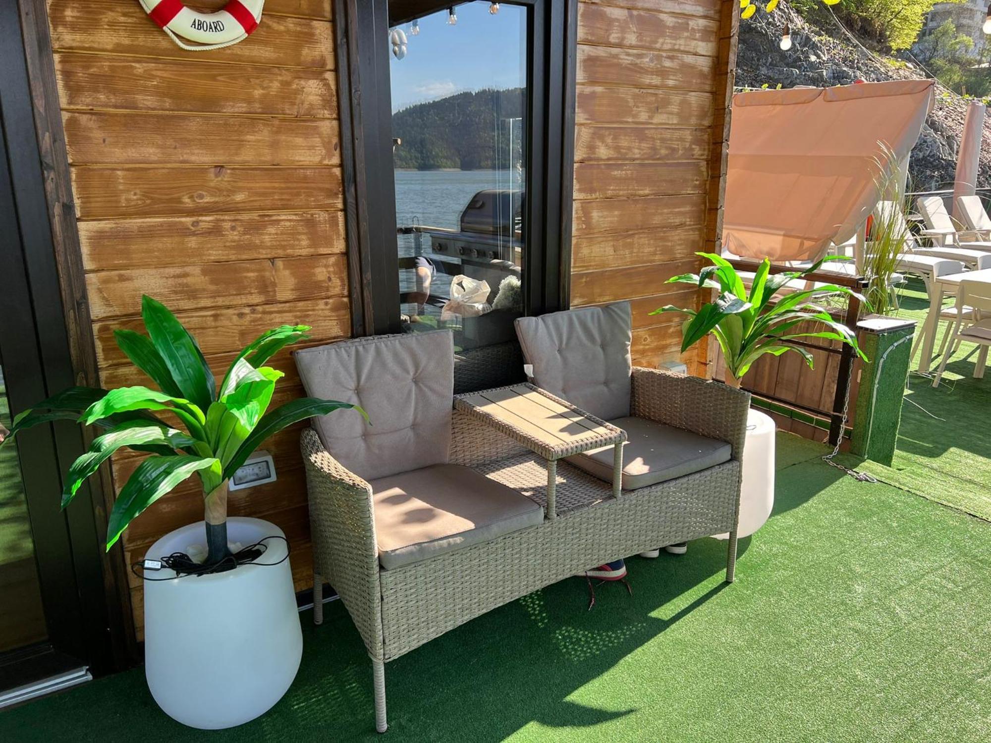 Holiday Bicaz Bungalows On The Lake المظهر الخارجي الصورة