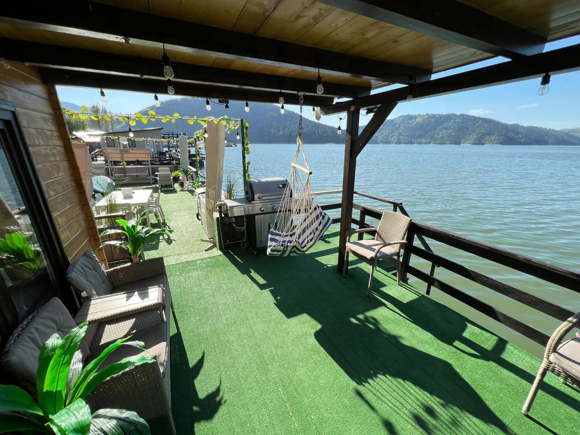 Holiday Bicaz Bungalows On The Lake المظهر الخارجي الصورة